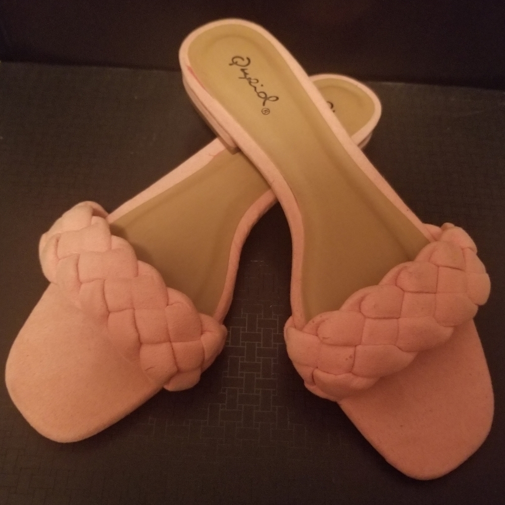 Peach summer slides